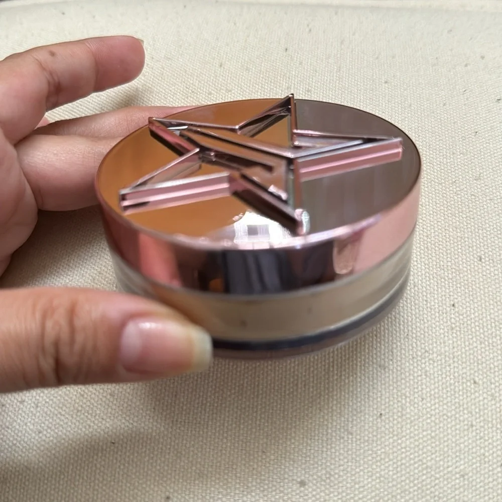 Jeffree Star Magic Star Luminous Topaz Setting Powder